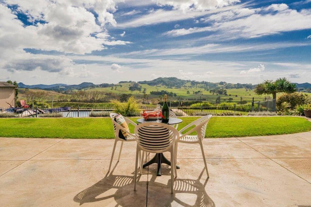 Ferienwohnung Luxury Country Retreat Cooks Beach Exterior foto